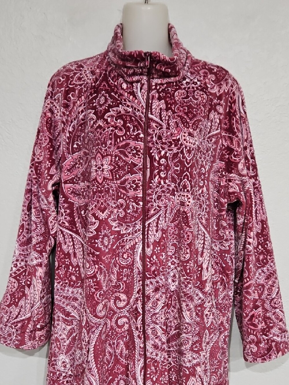 Miss Elaine | Women's Burgundy Pink Paisley Plush Zip-Front Loungewear Robe Sz L - Picture 2 of 7